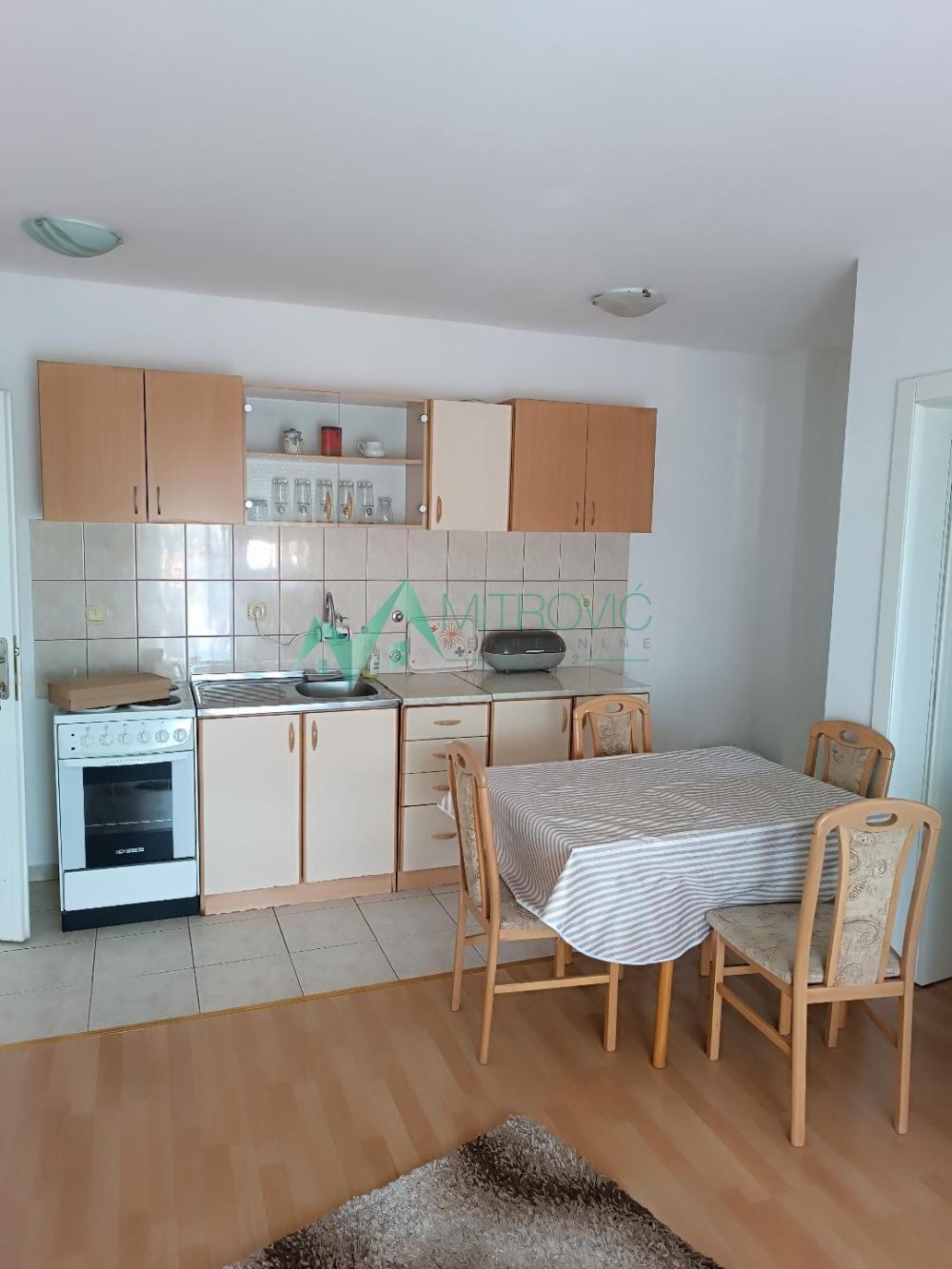 Slika 2 - Dvosoban stan za izdavanje, 42m2, 340€