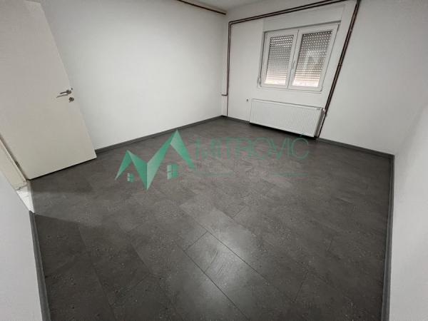 Slika 8 -  Lokal za izdavanje, 126m2, 500€