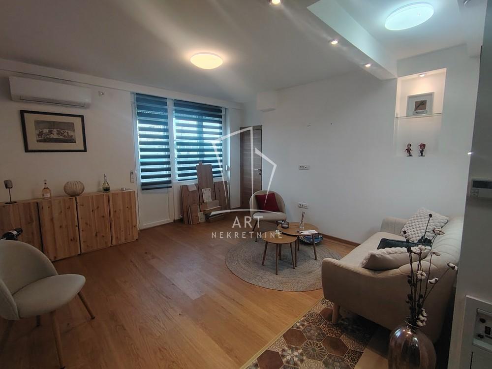 Glavna slika -Poenkareova, Trosoban stan za izdavanje, 63m2, 850€