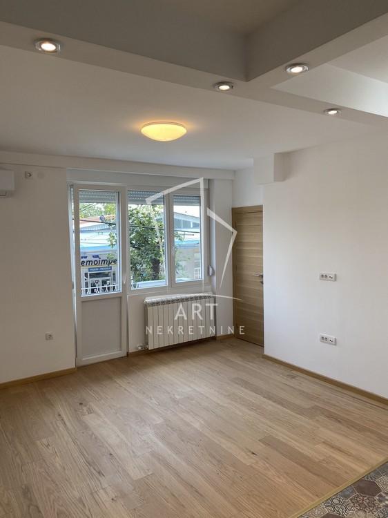 Slika 2 - Poenkareova,  Lokal za izdavanje, 63m2, 850€