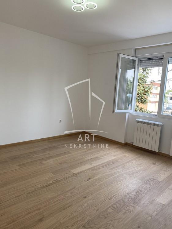 Slika 4 - Poenkareova,  Lokal za izdavanje, 63m2, 850€