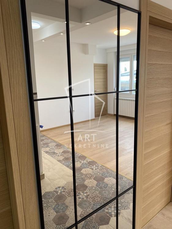 Slika 8 - Poenkareova,  Lokal za izdavanje, 63m2, 850€