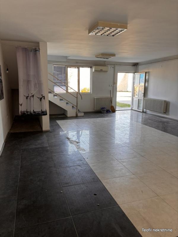 Slika 4 - Pita Maravića,  Lokal za izdavanje, 500m2, 2.800€
