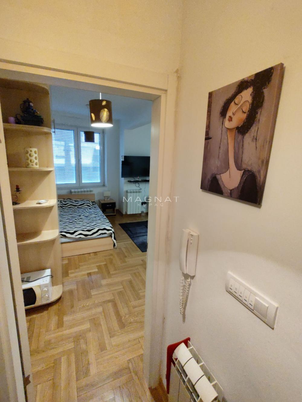 Slika 4 - Hadži Melentijeva, Jednosoban stan za izdavanje, 32m2, 450€