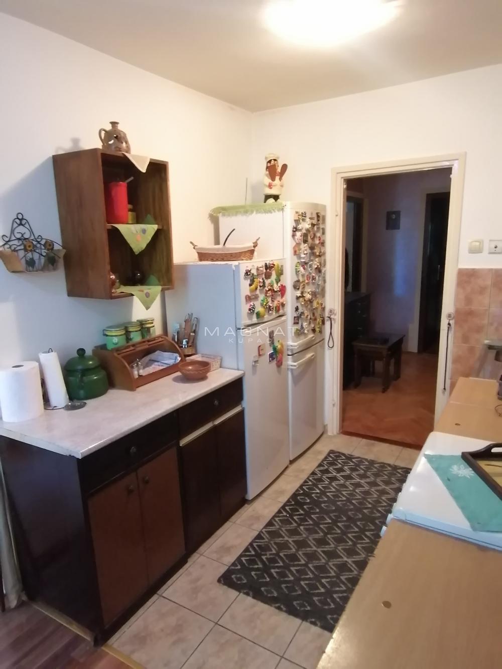 Slika 11 - Milana Toplice, Trosoban stan na prodaju, 66m2, 118.000€