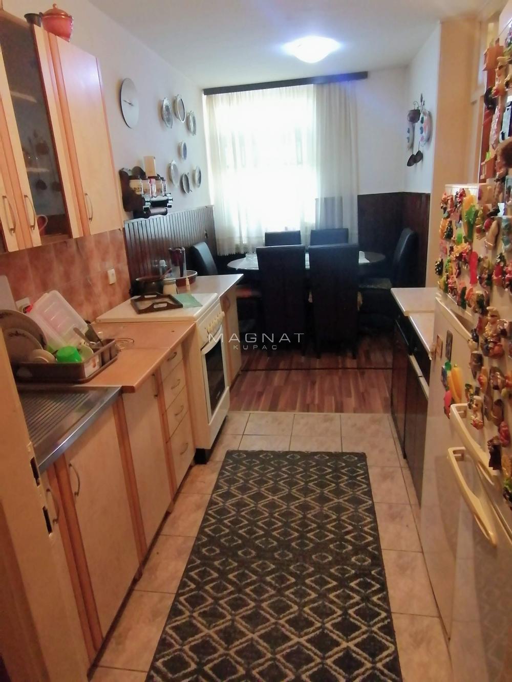 Slika 7 - Milana Toplice, Trosoban stan na prodaju, 66m2, 118.000€