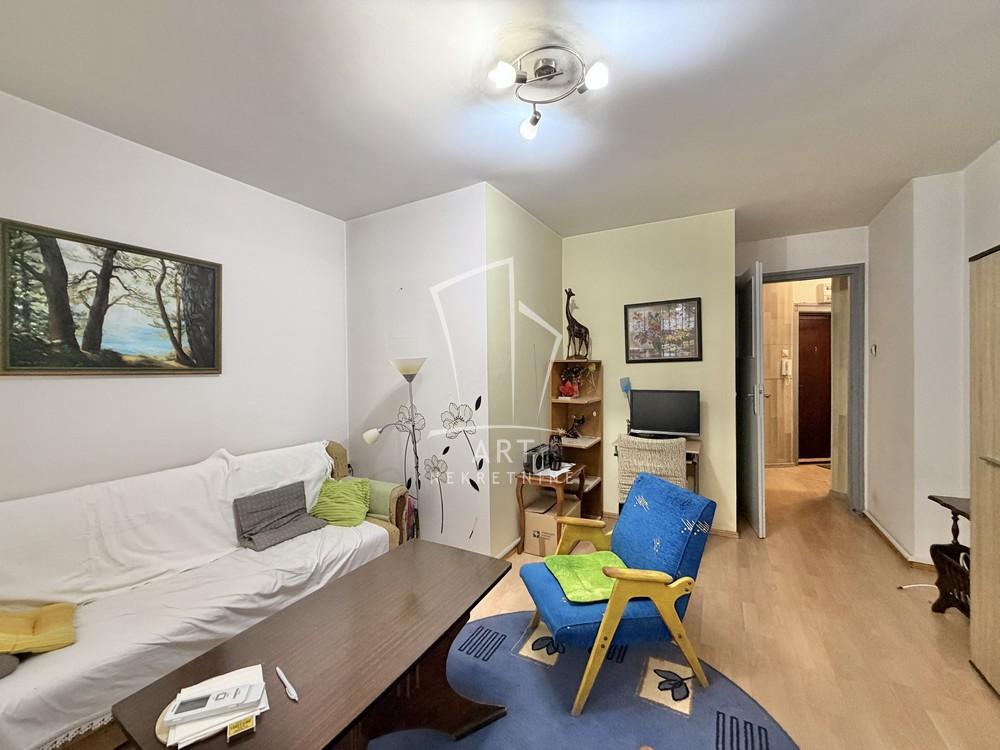 Slika 1 - Ruzveltova, Dvoiposoban stan na prodaju, 55m2, 179.000€