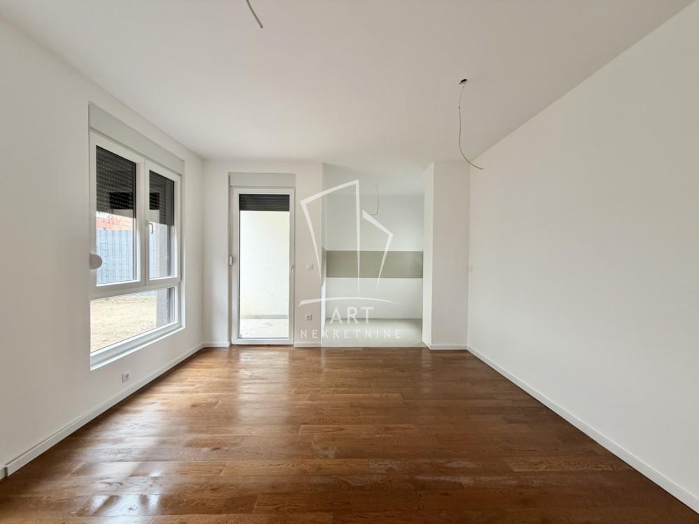 Glavna slika -Srpskih Vladara, Trosoban stan na prodaju, 60m2, 155.000€