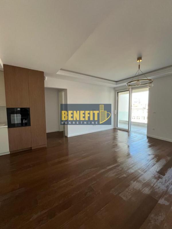 Slika 1 - Trosoban stan za izdavanje, 90m2, 1.600€