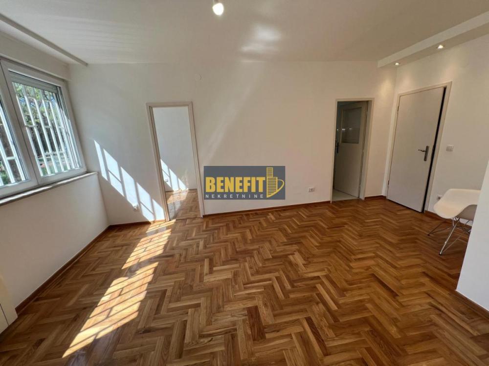 Slika 1 -  Lokal za izdavanje, 67m2, 1.100€