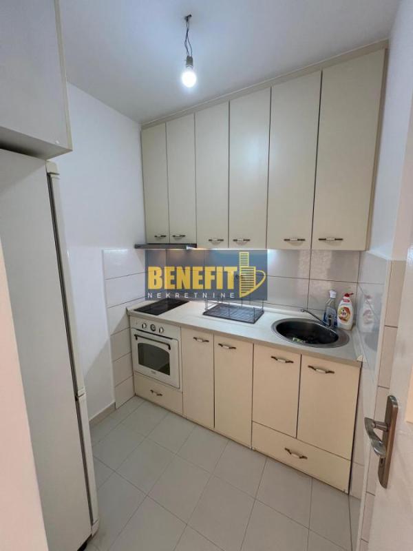 Slika 2 -  Lokal za izdavanje, 67m2, 1.100€