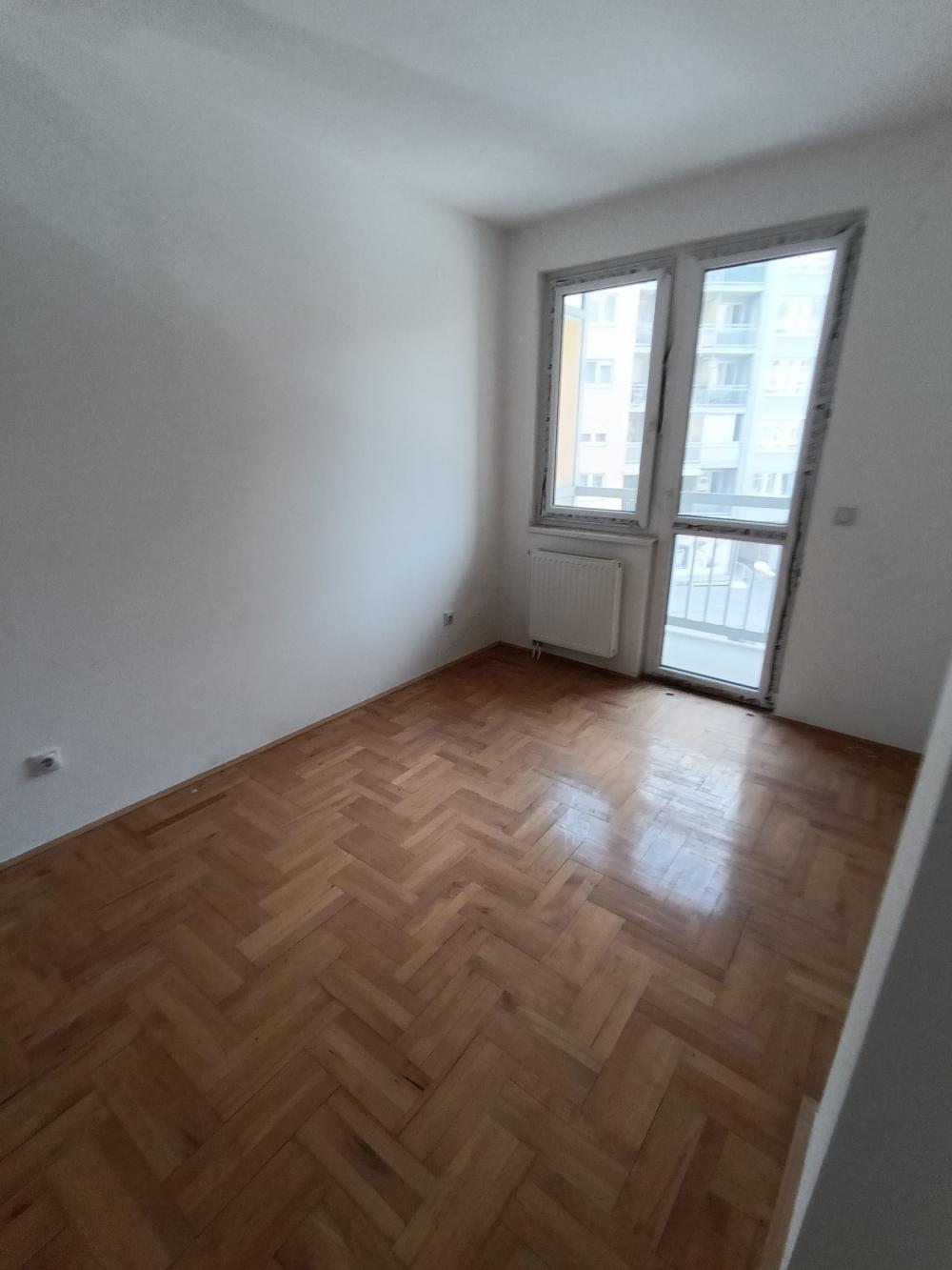 Slika 2 - U blizini Delta Planeta, Dvoiposoban stan na prodaju, 58m2, 127.600€