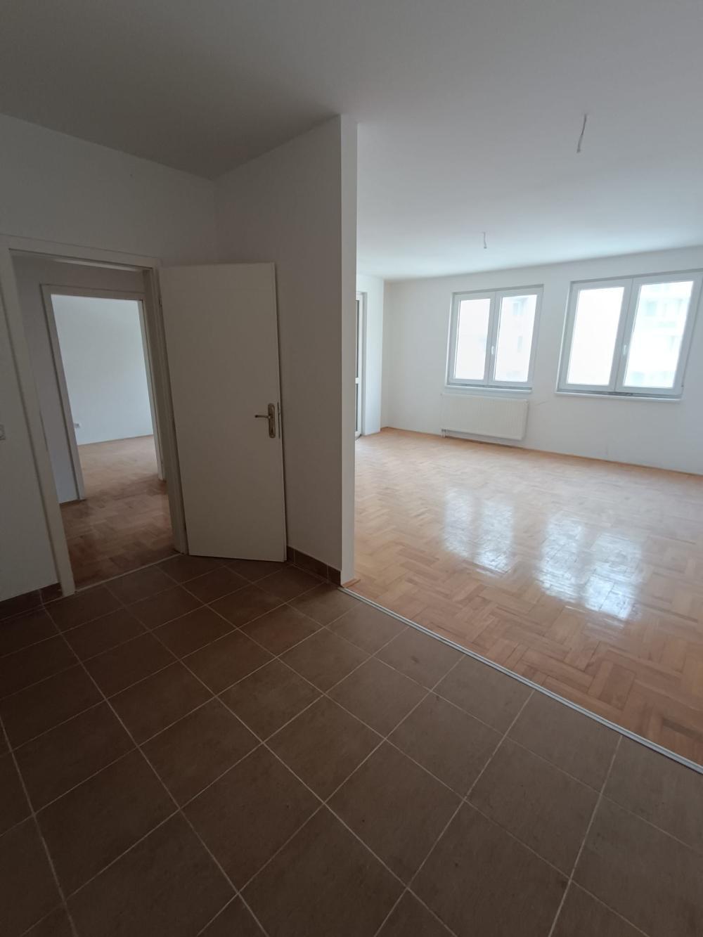 Glavna slika -U blizini Delta Planeta, Dvoiposoban stan na prodaju, 58m2, 127.600€