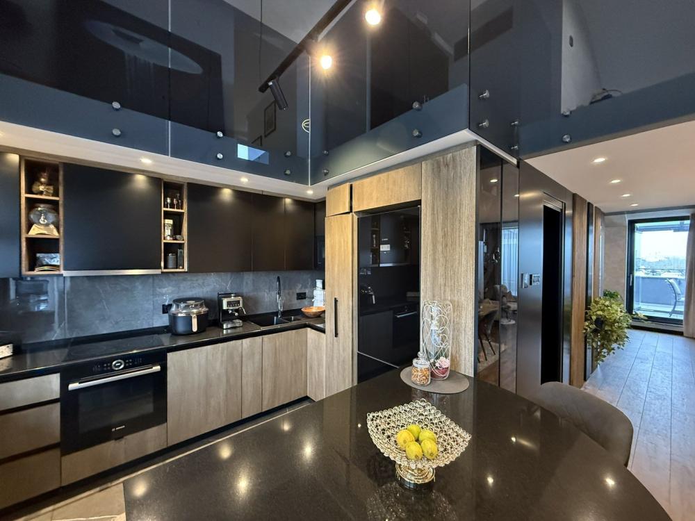 Slika 3 - Četvorosoban stan na prodaju, 167m2, 1.418.310€