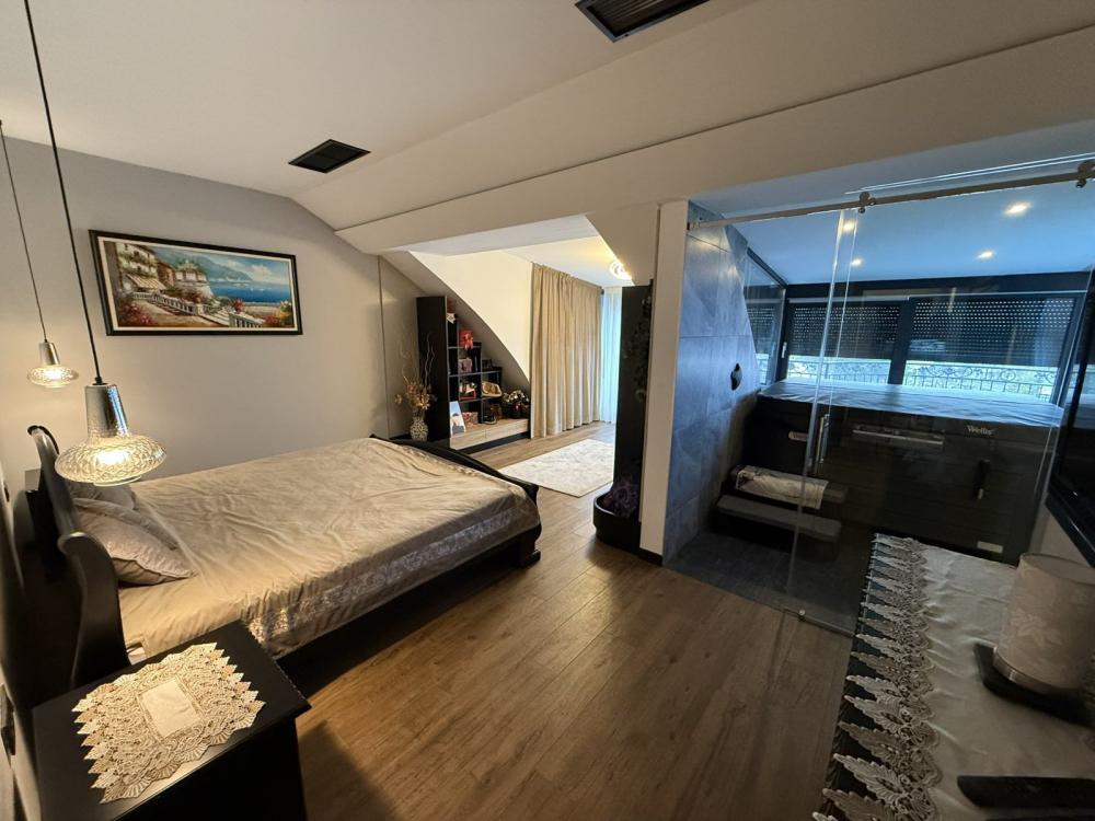 Slika 9 - Četvorosoban stan na prodaju, 167m2, 1.418.310€