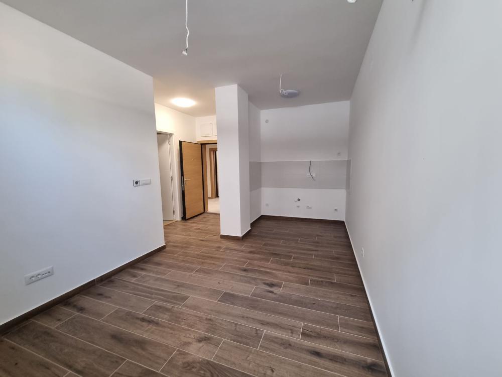 Slika 1 - Jednoiposoban stan na prodaju, 33m2, 74.200€