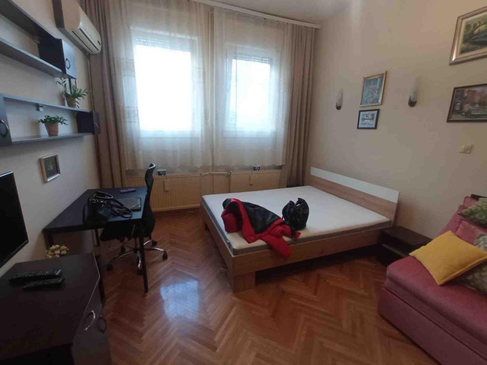 Slika 1 - Antifašističke borbe, Jednosoban stan za izdavanje, 36m2, 550€