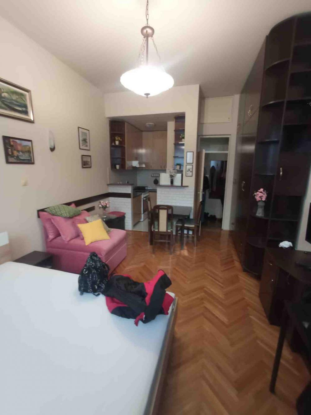 Slika 3 - Antifašističke borbe, Jednosoban stan za izdavanje, 36m2, 550€