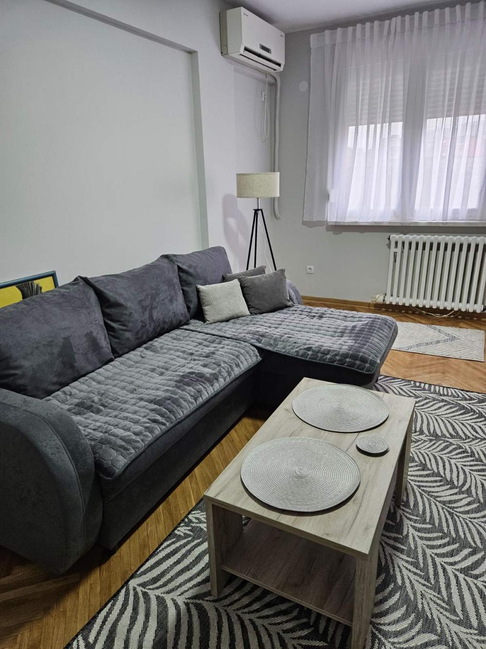 Slika 1 - Lomina, Dvosoban stan za izdavanje, 46m2, 800€