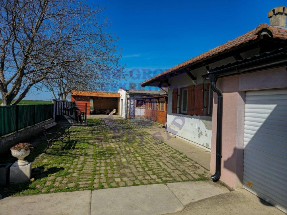 Slika 0 -  Kuća na prodaju, 267m2, 300.000€