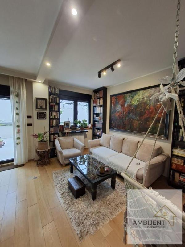 Glavna slika -Dvoiposoban stan na prodaju, 65m2, 230.000€