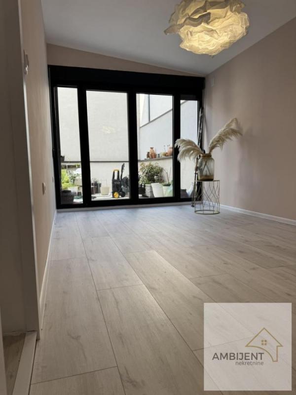 Slika 4 - Dvoiposoban stan na prodaju, 65m2, 230.000€