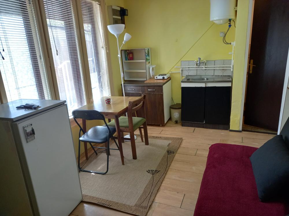 Slika 1 - Sindjelicev Trg 16, Jednosoban stan za izdavanje, 20m2, 175€