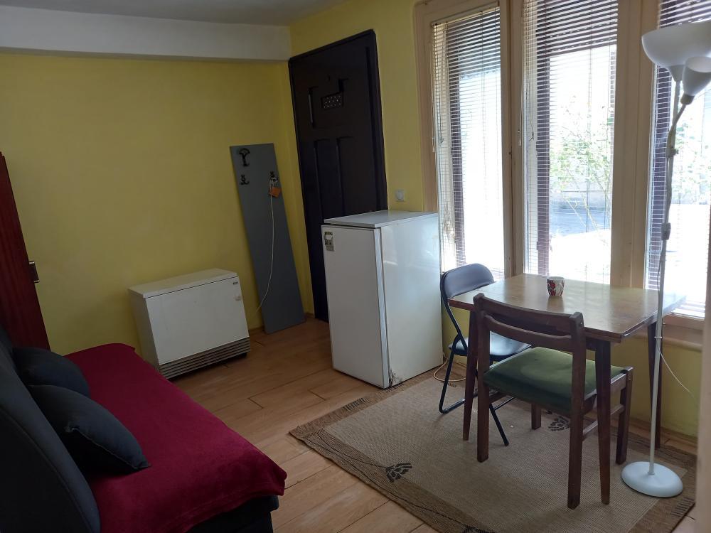 Glavna slika -Sindjelicev Trg 16, Jednosoban stan za izdavanje, 20m2, 175€