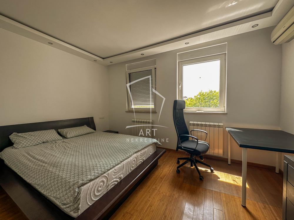 Slika 10 - Arčibalda Rajsa, Trosoban stan za izdavanje, 72m2, 700€