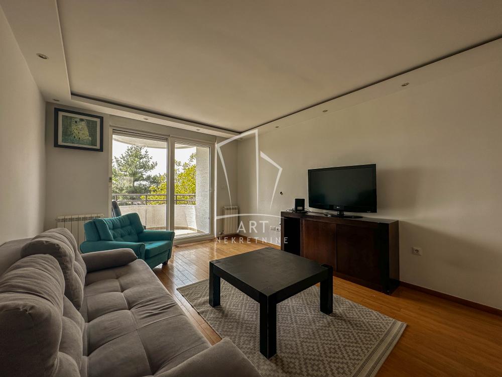 Slika 2 - Arčibalda Rajsa, Trosoban stan za izdavanje, 72m2, 700€