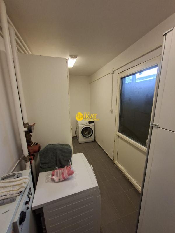 Slika 7 - Nabokovljeva, Kuća na prodaju, 250m2, 378.000€