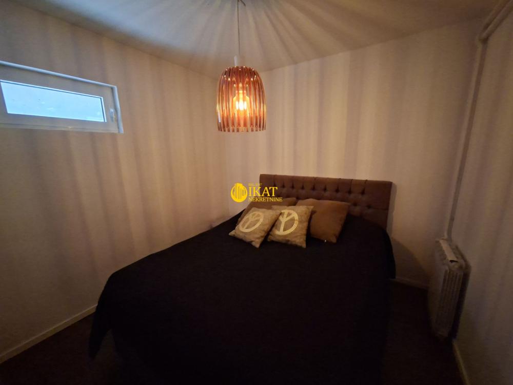 Slika 8 - Nabokovljeva, Kuća na prodaju, 250m2, 378.000€