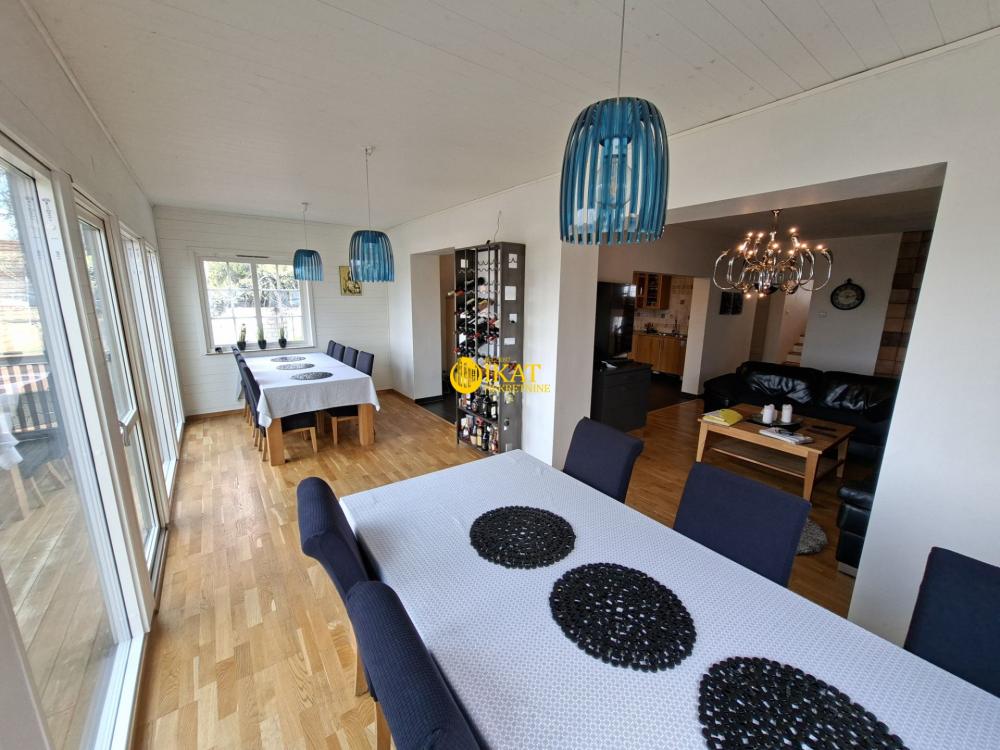 Slika 4 - Nabokovljeva, Kuća na prodaju, 250m2, 378.000€