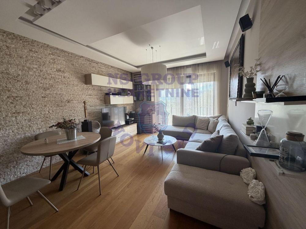 Glavna slika -Trosoban stan na prodaju, 85m2, 340.000€