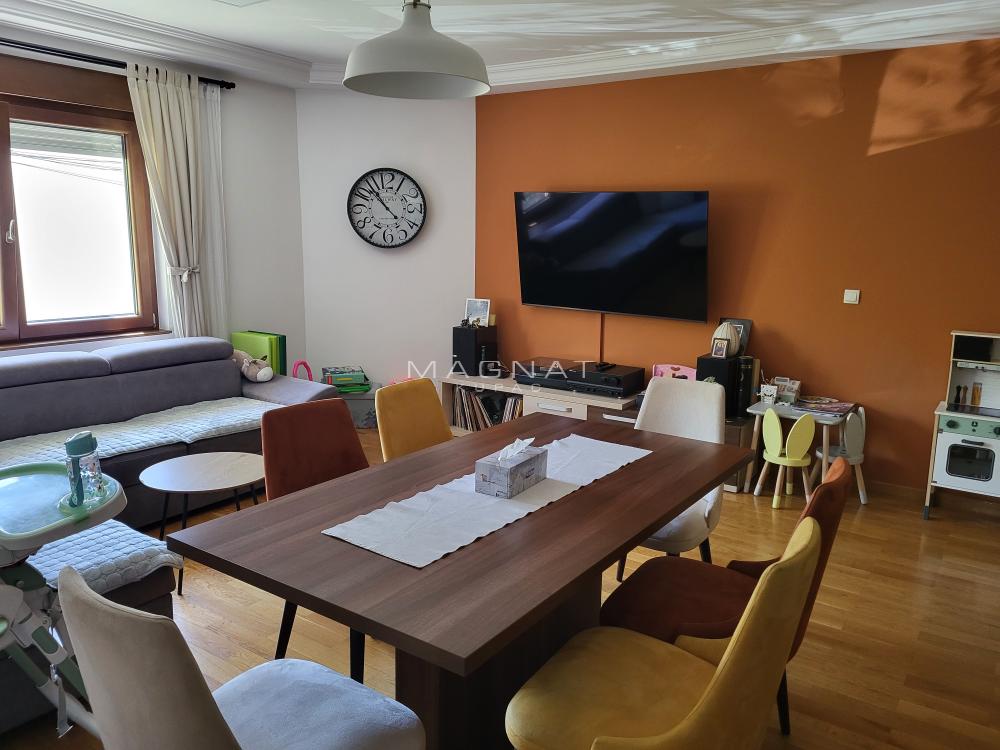 Slika 1 - Toplička, Trosoban stan na prodaju, 75m2, 295.000€