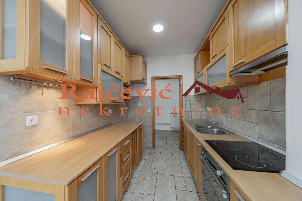 Slika 5 - Zivka Davidovica, Trosoban stan na prodaju, 90m2, 270.000€