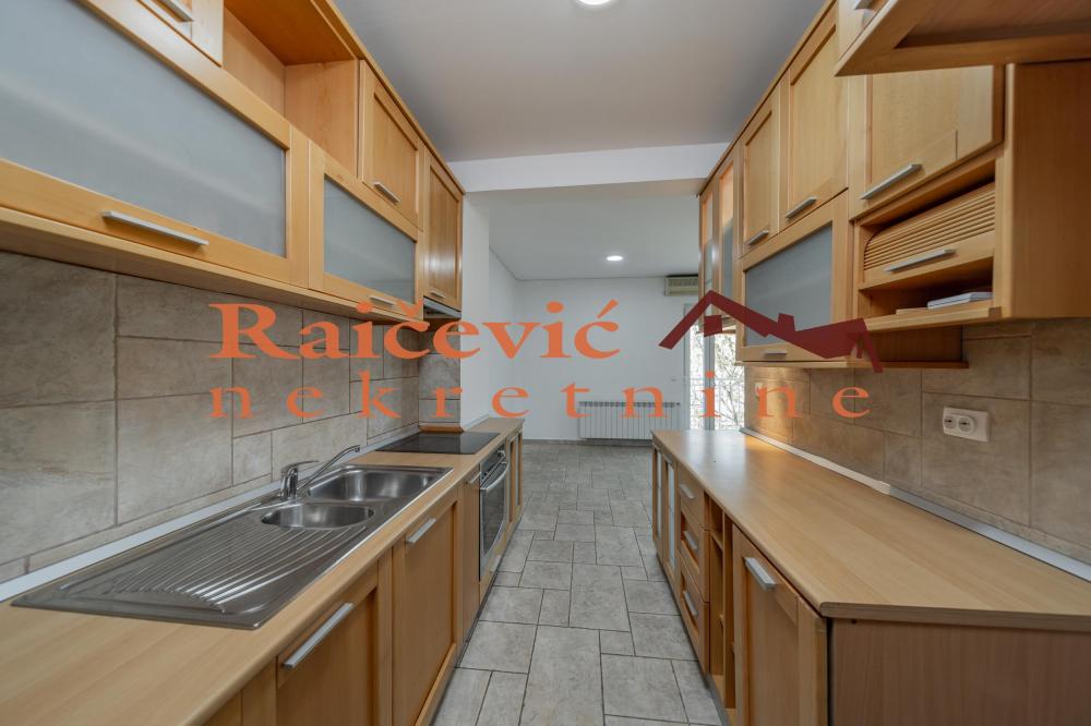 Slika 6 - Zivka Davidovica, Trosoban stan na prodaju, 90m2, 270.000€