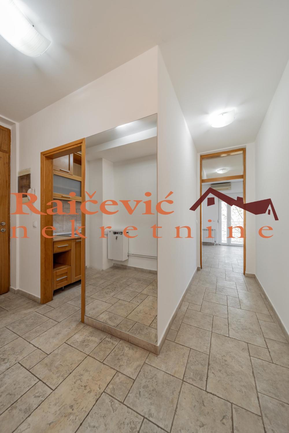 Slika 8 - Zivka Davidovica, Trosoban stan na prodaju, 90m2, 270.000€