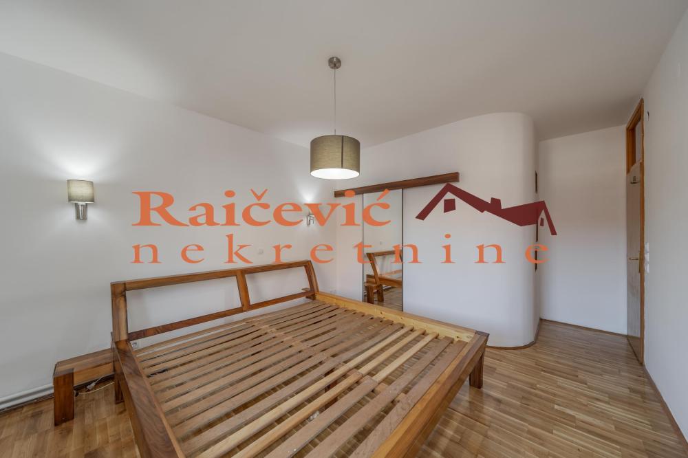 Slika 11 - Zivka Davidovica, Trosoban stan na prodaju, 90m2, 270.000€