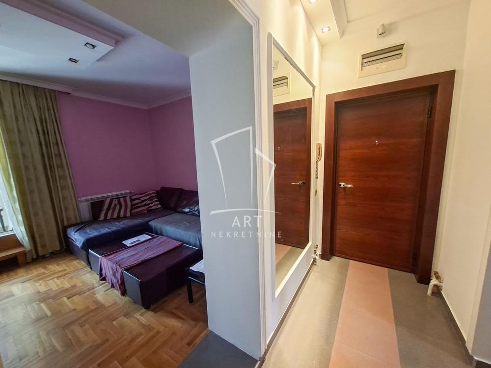 Slika 7 - Krunska, Trosoban stan za izdavanje, 52m2, 1.000€