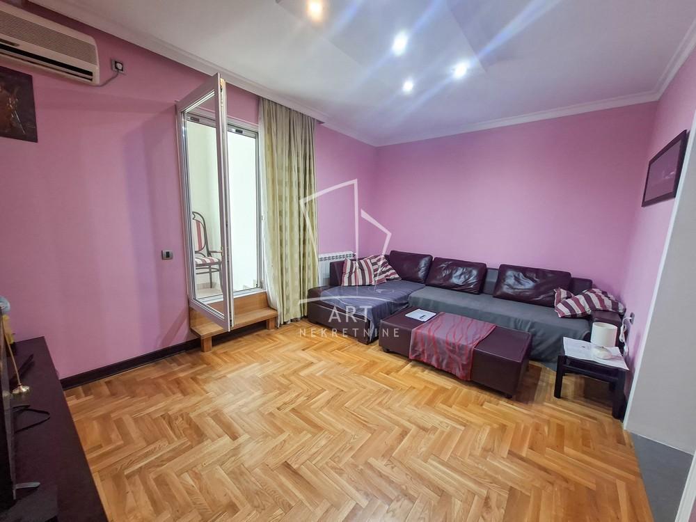 Glavna slika -Krunska, Trosoban stan za izdavanje, 52m2, 1.000€