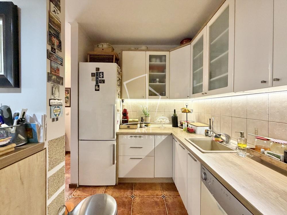 Slika 3 - Dušana Vukasovića, Trosoban stan na prodaju, 64m2, 243.200€