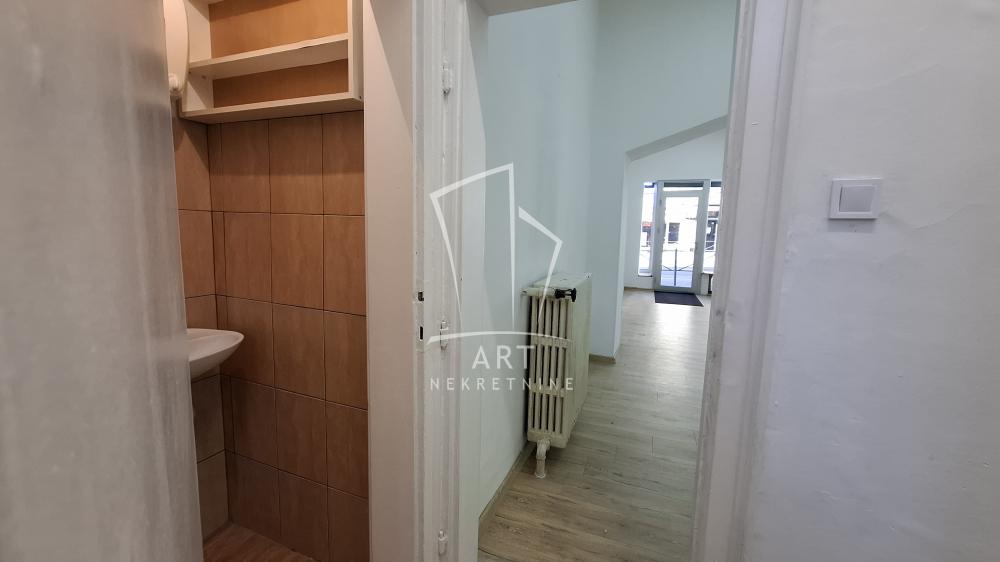 Slika 5 - Brankova,  Lokal za izdavanje, 30m2, 540€