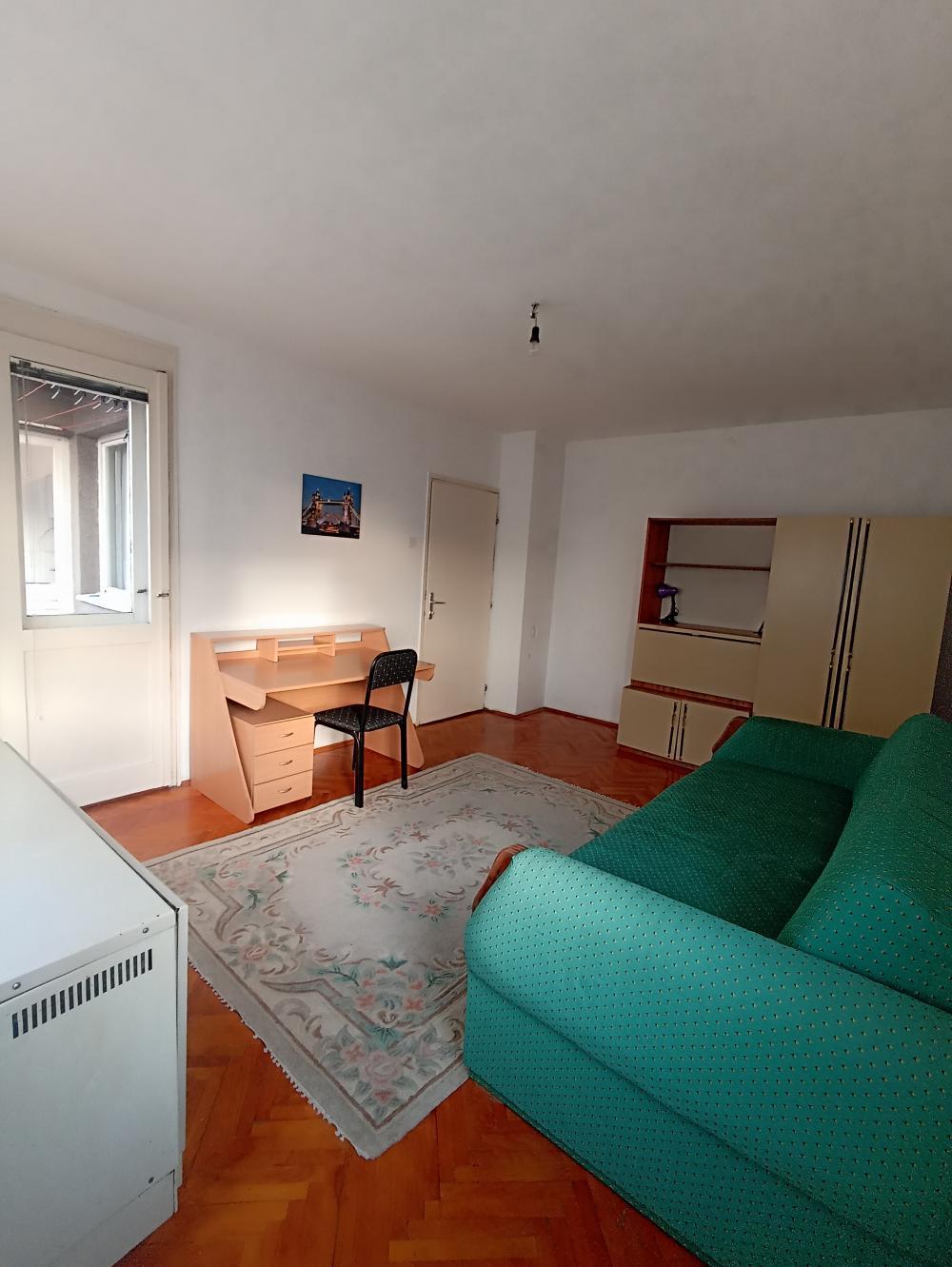 Glavna slika -7.juli 31, Dvoiposoban stan za izdavanje, 50m2, 300€