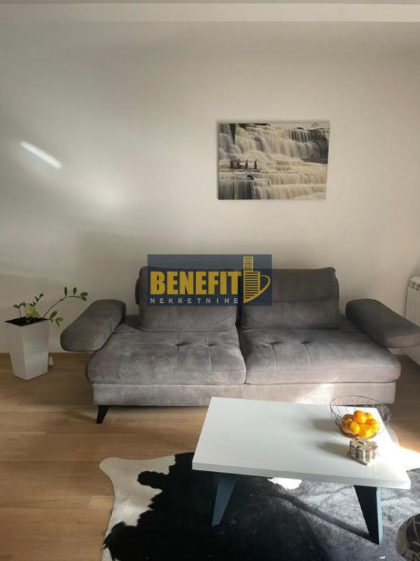 Slika 2 - Dvosoban stan za izdavanje, 49m2, 800€