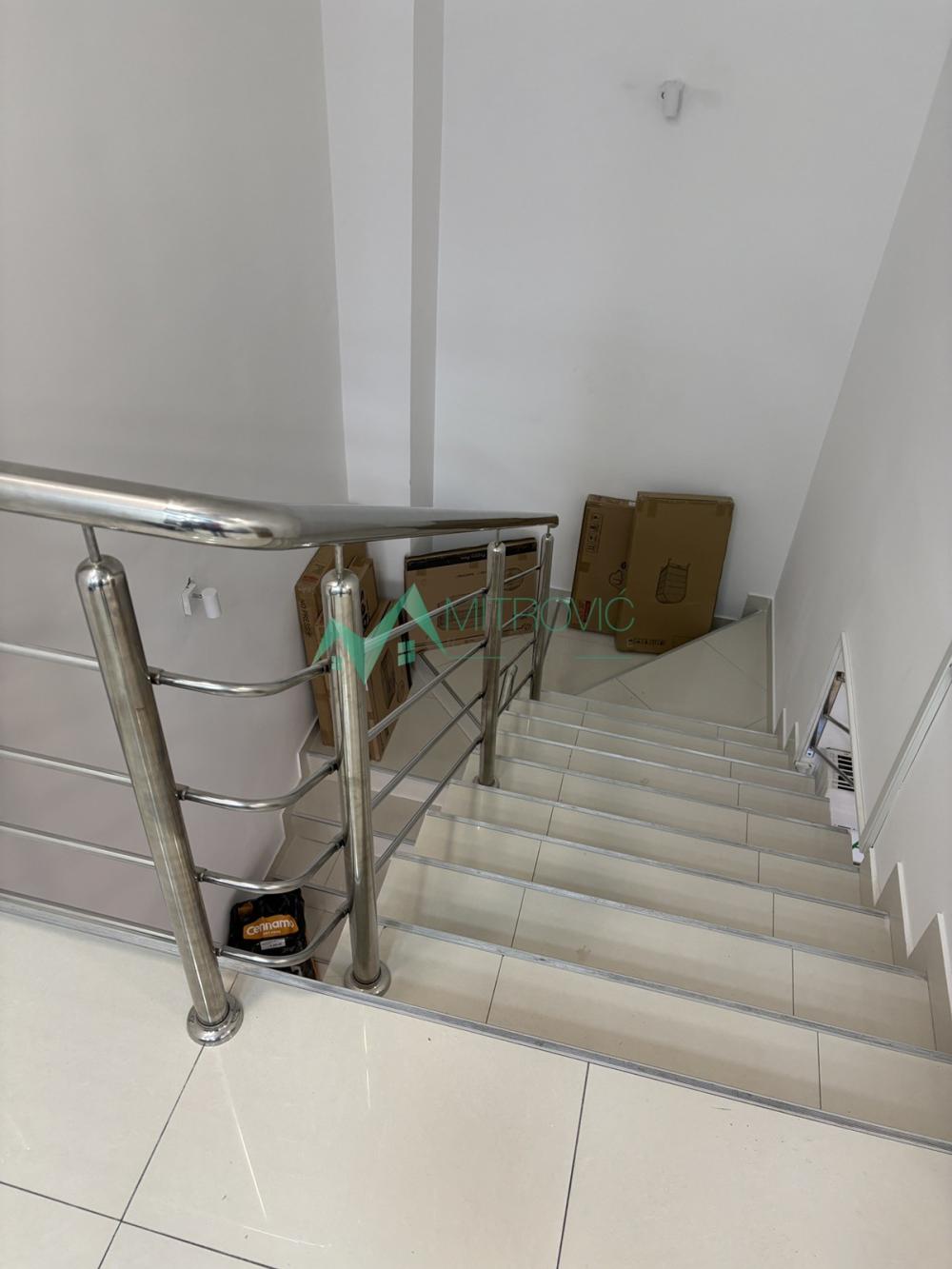 Slika 3 -  Lokal za izdavanje, 129m2, 2.300€