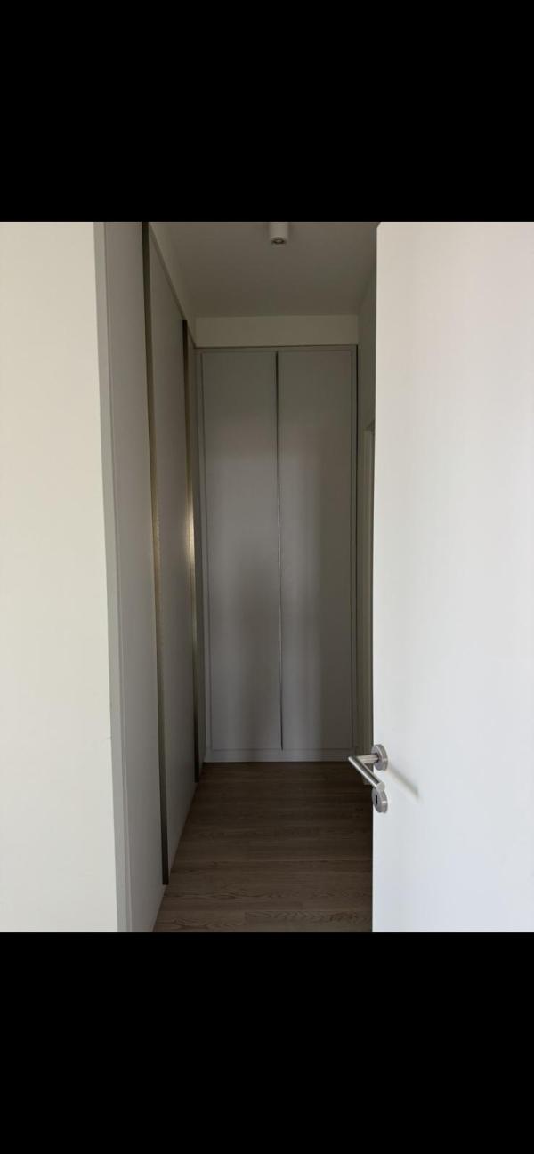 Slika 9 - Luke Ćelovića Trebinjca, Četvorosoban stan za izdavanje, 110m2, 2.200€