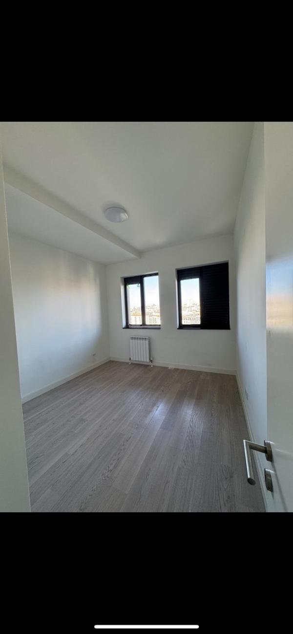 Slika 5 - Luke Ćelovića Trebinjca, Četvorosoban stan za izdavanje, 110m2, 2.200€