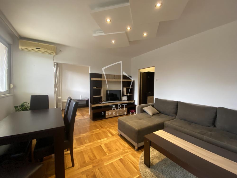 Slika 2 - Ivana Mičurina, Trosoban stan za izdavanje, 61m2, 450€