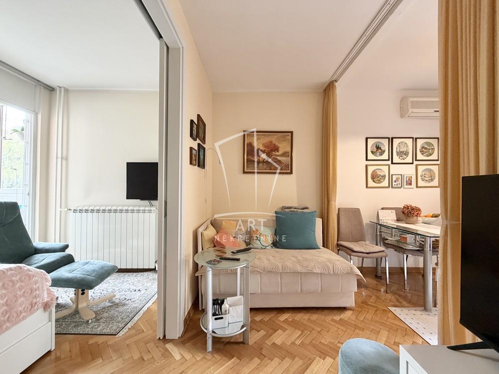 Slika 1 - Milorada Šapčanina, Jednoiposoban stan na prodaju, 38m2, 190.000€